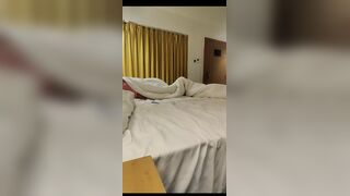 GIRLFRIEND GIVING BLOWJOB IN BED