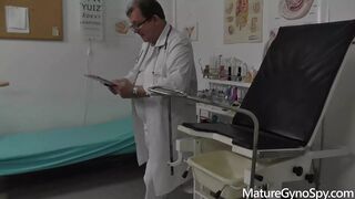 Mature Gyno Secret- Gyno doctor records his mature female patient on a cam